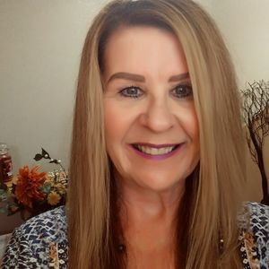 Meet your Posher, Veronica